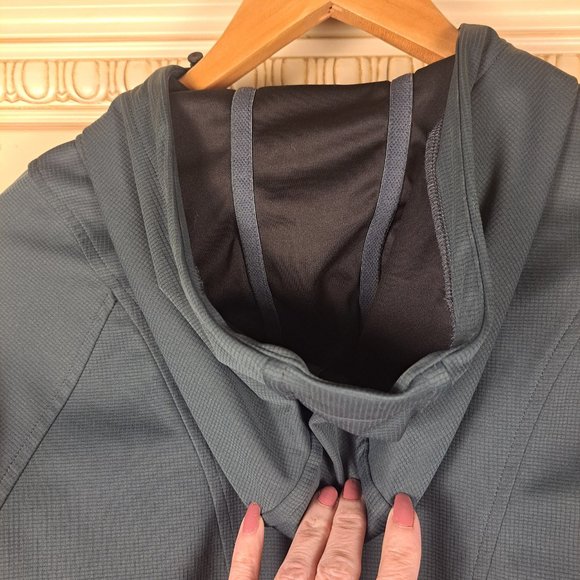 Ascend Women's Lightweight Dark Green Hooded Zip Front Jacket Size XS - Picture 7 of 11